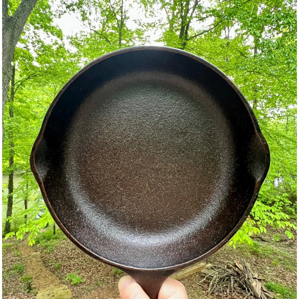 Skillet Wagner Ware GHC 9 inch Cast Iron Mayfest 1994 Restored Seasoned USA Pan - Picture 2 of 9